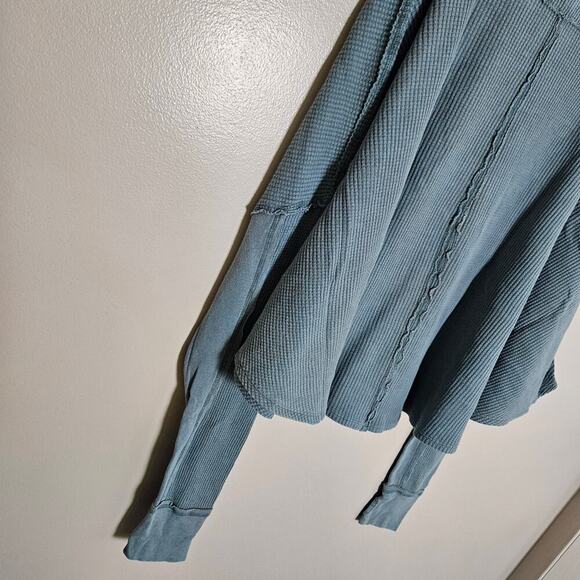 NWOT We The Free  Microphone Drop Thermal Oversized Slouchy Thumbholes Sz Medium - Picture 13 of 14